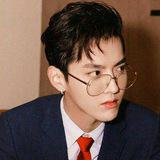 EXO ◑ KRIS